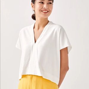White high low hem blouse